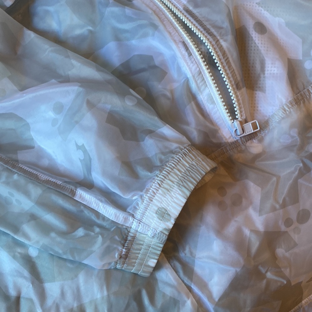 Jacket - Picture 5 of 5